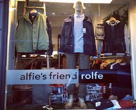 Alfie's Friend Rolfe - Mackay Tourism 0