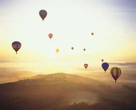 Cloud 9 Balloon Flights - Mackay Tourism 2