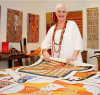 Bouddi Gallery - Contemporary Aboriginal Art - Mackay Tourism