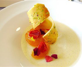 Riverside Oaks Golf Course - Mackay Tourism 3