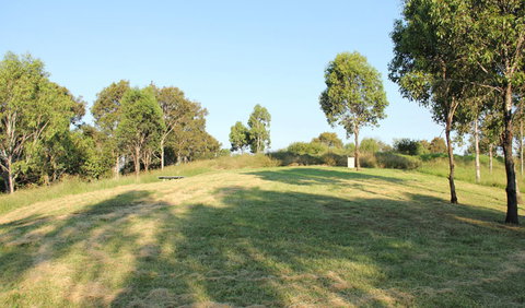 Turkeys Nest Picnic Area And Lookout - Mackay Tourism 2