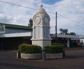 Barcaldine War Memorial Clock - Mackay Tourism 0