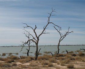 Lake Victoria - Mackay Tourism 6