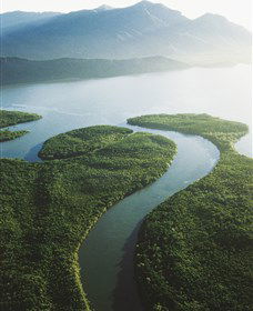 Fishing On Hinchinbrook Island - Mackay Tourism 0