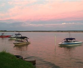 Griffith Boat Club - Mackay Tourism 0