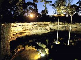 Umpherston Sinkhole - Mackay Tourism 1