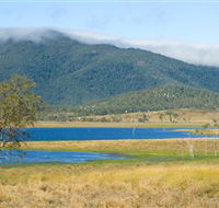 Lake Elphinstone - Mackay Tourism
