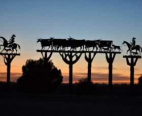 Long Paddock - Cobb Highway Touring Route - Mackay Tourism 1