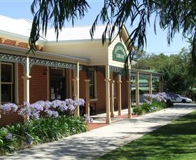 Jerilderie Library - Mackay Tourism 0