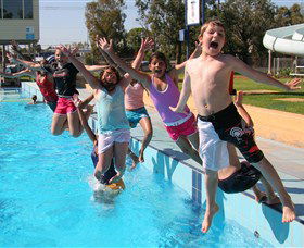 Dubbo Aquatic Leisure Centre - Mackay Tourism 0