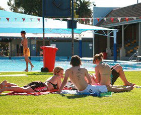 Dubbo Aquatic Leisure Centre - Mackay Tourism 1