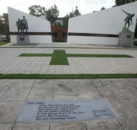 Shepparton Cenotaph - Mackay Tourism