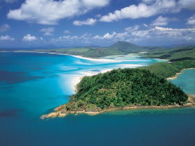 Whitehaven Beach - Mackay Tourism 1