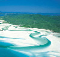 Whitehaven Beach - Mackay Tourism