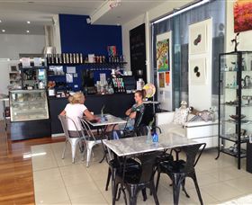 Blue Artz Gallery & Cafe - Mackay Tourism 4