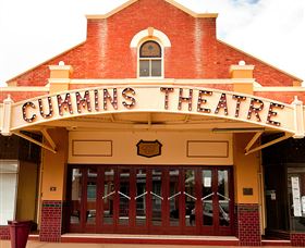 Merredin Cummins Theatre - Mackay Tourism 1