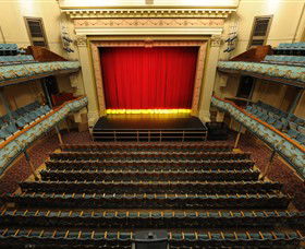 Her Majesty's Theatre - Mackay Tourism 1