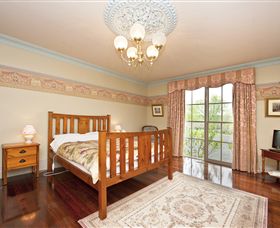 Barcaldine House - Mackay Tourism 7