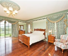 Barcaldine House - Mackay Tourism 5