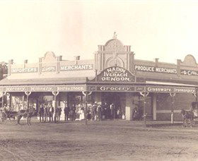 Up-To-Date Store Cultural And Learning Precinct - Mackay Tourism 2