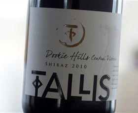 Tallis Wine Cellar Door - Mackay Tourism 4