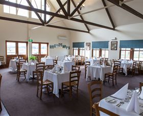 Grange Cleveland Winery - Mackay Tourism 3