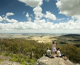 Mt Wombat Lookout - Mackay Tourism 0