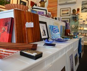 Gellibrand River Gallery - Mackay Tourism 1