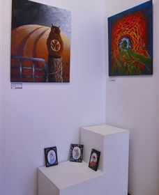 Gellibrand River Gallery - Mackay Tourism 5