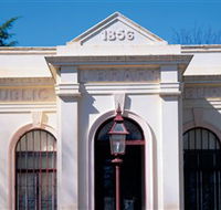 Burke Museum - Mackay Tourism
