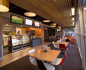 Canberra Tradesmen's Union Club - Mackay Tourism 3