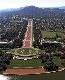 ANZAC Parade - Mackay Tourism 0