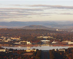 Mount Ainslie Lookout - Mackay Tourism 0
