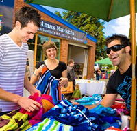 Old Bus Depot Markets - Mackay Tourism