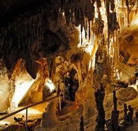 Wollondilly Cave - Mackay Tourism