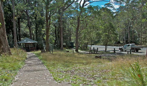 Devils Hole Lookout Walk And Picnic Area - Mackay Tourism 1