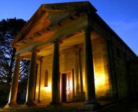 Berrima Courthouse - Mackay Tourism 0