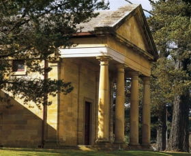 Berrima Courthouse - Mackay Tourism 1