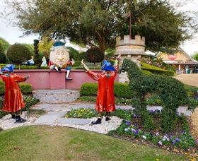 Hunter Valley Gardens - Mackay Tourism 5