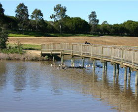 Sale Common Wetlands - Mackay Tourism 0
