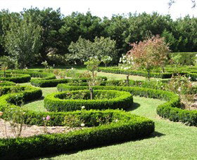 Back O The Moon - Mackay Tourism 0