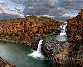 Monk Art Photography And Gallery - Mackay Tourism 1