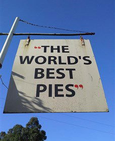 Kangaroo Valley Pie Shop - Mackay Tourism 0