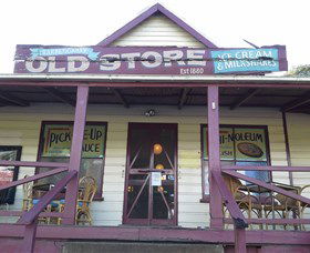 Kangaroo Valley Pie Shop - Mackay Tourism 2