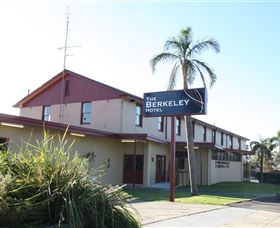 The Berkeley Hotel - Mackay Tourism 0