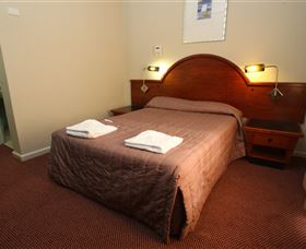 The Berkeley Hotel - Mackay Tourism 1