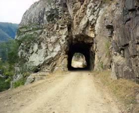 Old Glen Innes Road And The Historic Tunnel Grafton - Mackay Tourism 0