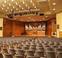 Wollongong Town Hall - Mackay Tourism