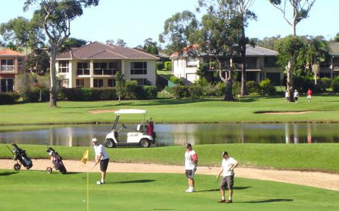 Emerald Downs Golf Course - Mackay Tourism 1