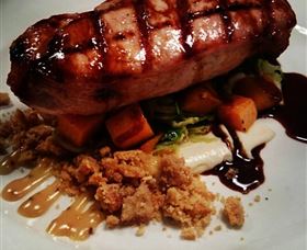 Bella Char Restaurant And Wine Bar - Mackay Tourism 3